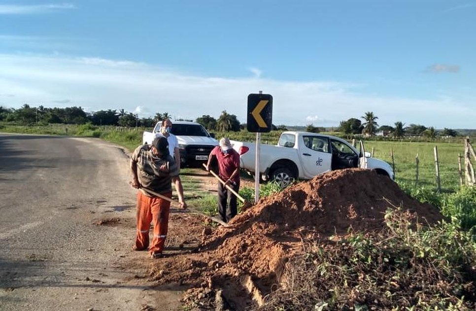 ESTRADA DER / Foto: Ascom/Sedurbs