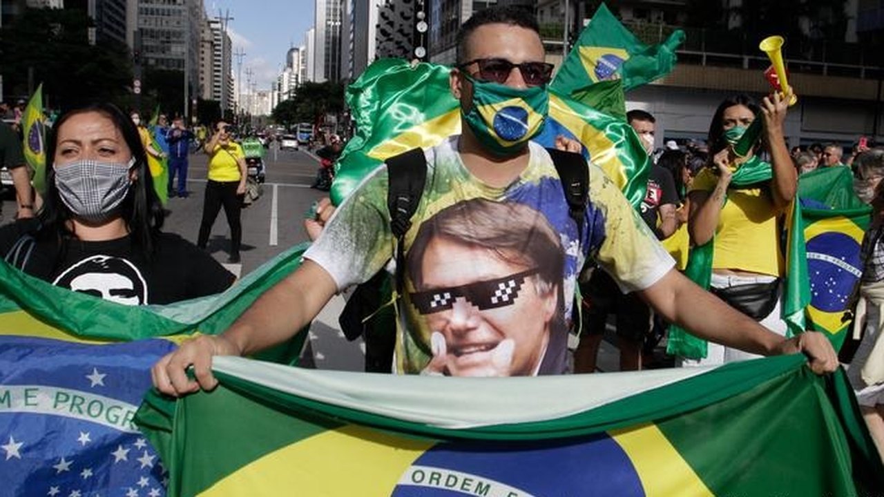 Jovens creem menos em democracia, diz pesquisa em 30 países