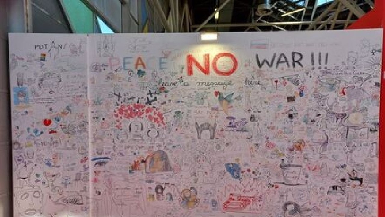 Feira de Bolonha debate censura, ia e Ucrânia