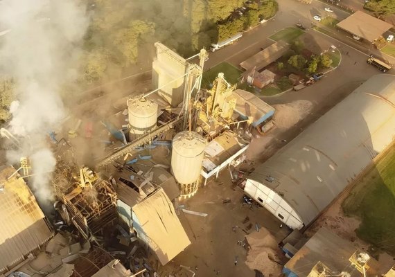 Oito pessoas morrem em explosão de silo no Paraná