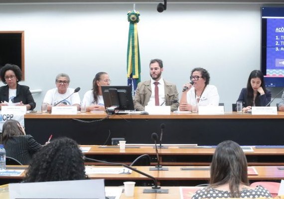 Atingidos pelo maior derramamento de óleo no Brasil denunciam falta de reparação cinco anos depois