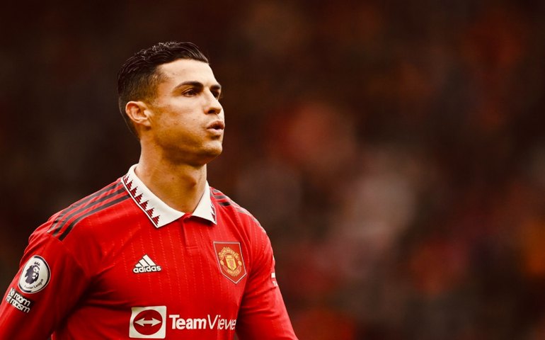 United corta Cristiano Ronaldo contra o Chelsea após abandono antes do intervalo