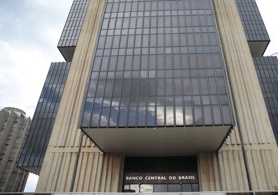 Bancos Centrais do Brasil e da China assinam acordo de troca de moedas
