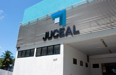 Juceal divulga números de aberturas e extinções empresariais para os 102 municípios alagoanos