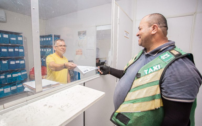 Termina sexta (31) prazo para recadastramento de transporte público