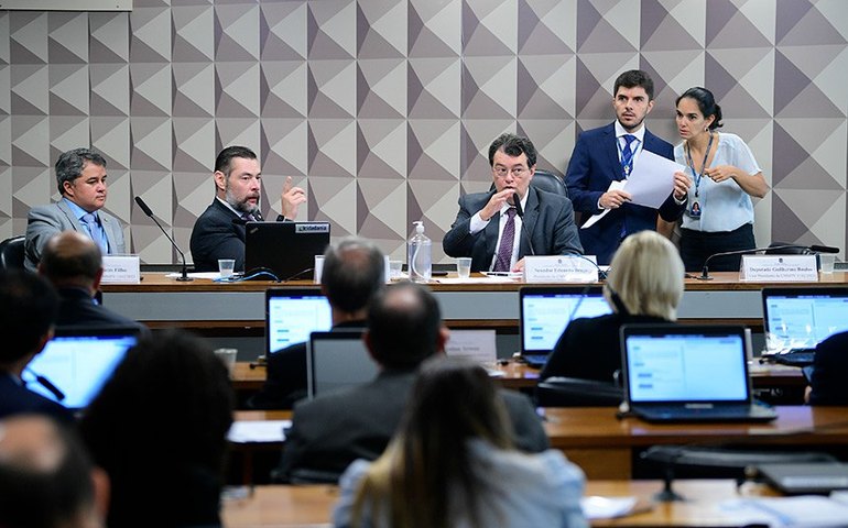 Relator teme fim do Minha Casa Minha Vida se STF mudar correção do FGTS