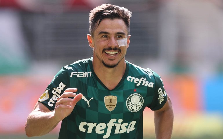 Zé Rafael amplia contrato com o Palmeiras até dezembro de 2026: 'Feliz e motivado'