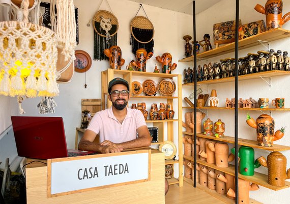 Com revitalização, Mercado do Artesanato ganha nova vida e atrai consumidores