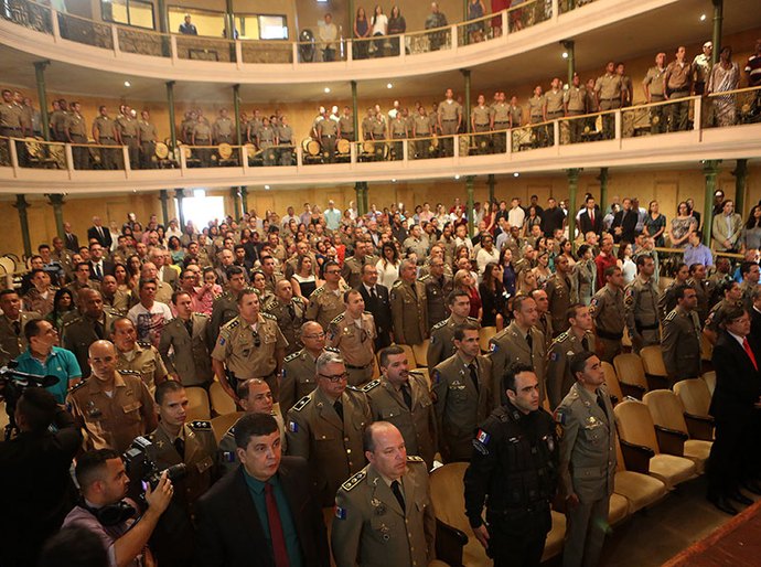 Presidente do TJ é agraciado com Medalha Zumbi dos Palmares