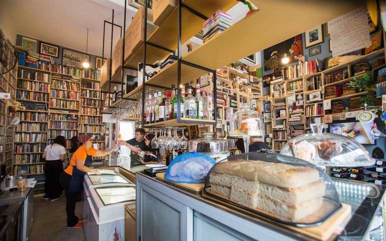 Conheça os novos sebos de São Paulo para passear e garimpar livros gastando pouco