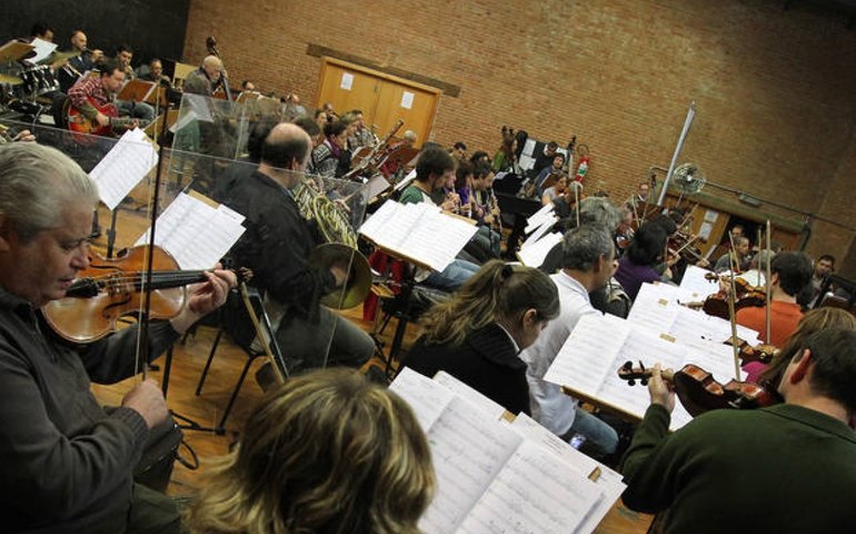 Dez membros da Orquestra Jazz Sinfônica foram contaminados pela covid em ensaio