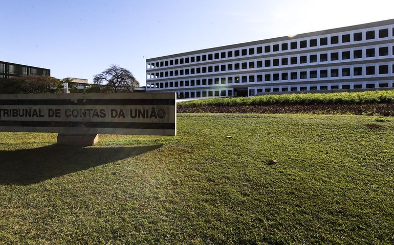 Tribunal de Contas da União determina suspensão do crédito consignado no INSS por falhas em sistema