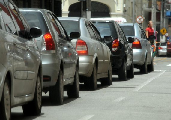 Proprietários de veículos com placas de final 7 e 8 devem quitar IPVA até 31 de maio