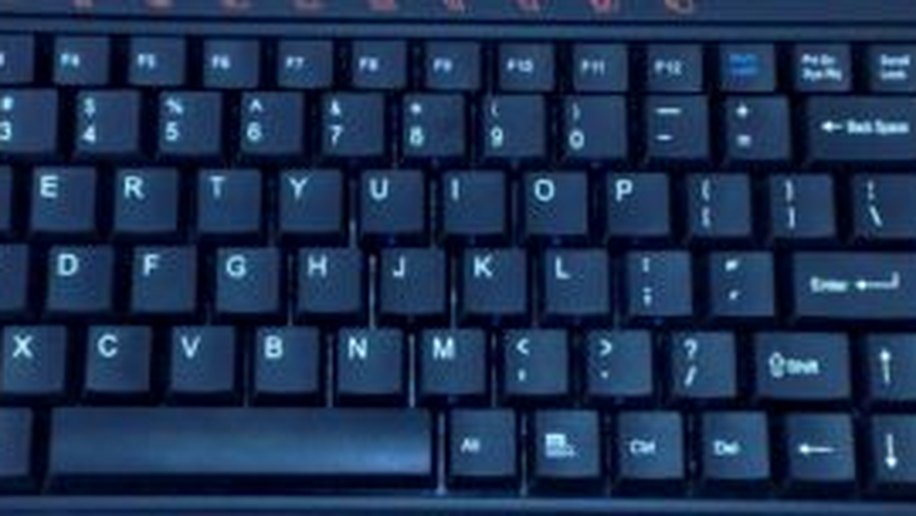 Por que as letras do teclado não seguem a ordem alfabética?