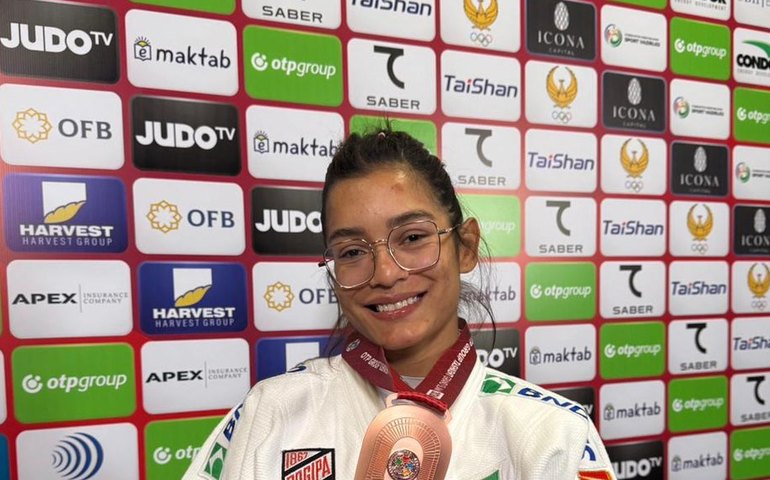 Jéssica Lima é bronze no 1º dia do Grand Slam de judô no Uzbequistão