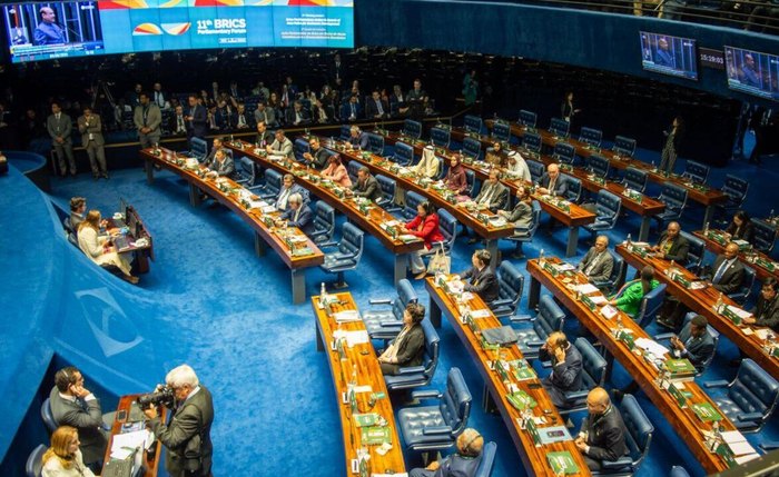 BRICS deve priorizar inovação e alianças estratégicas, defende Dilma Rousseff em fórum parlamentar