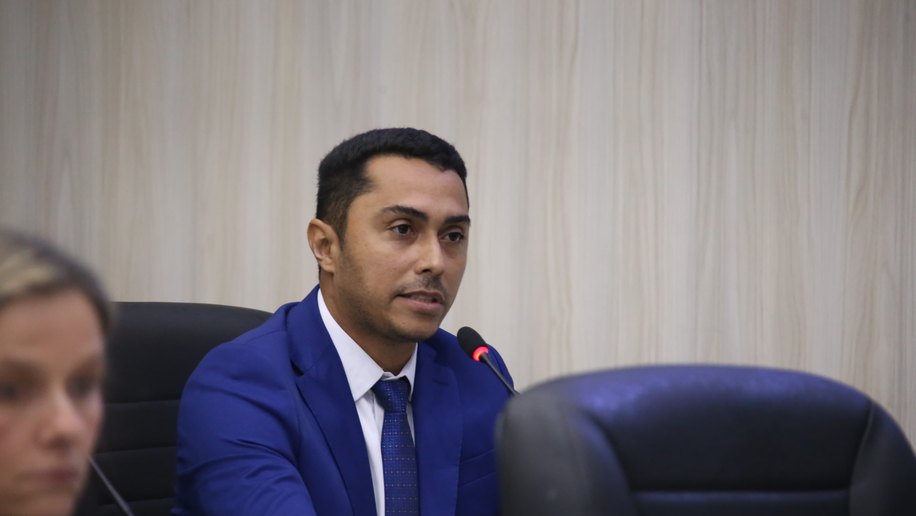 Projeto de David do Emprego que amplia licença-maternidade é aprovado em 2ª votação na Câmara de Maceió