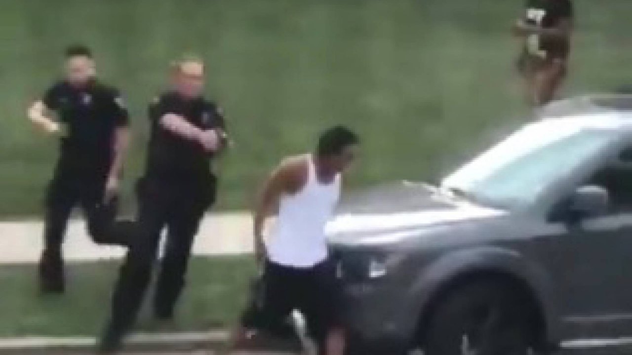 Polícia atira em homem negro em Wisconsin e Estado dos EUA tem noite de protestos