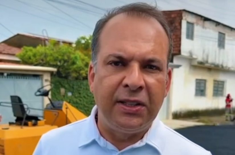 Francisco Sales recebe denúncias sobre pagamentos abaixo do salário mínimo a servidores de Jaramataia e pede apuração do MP