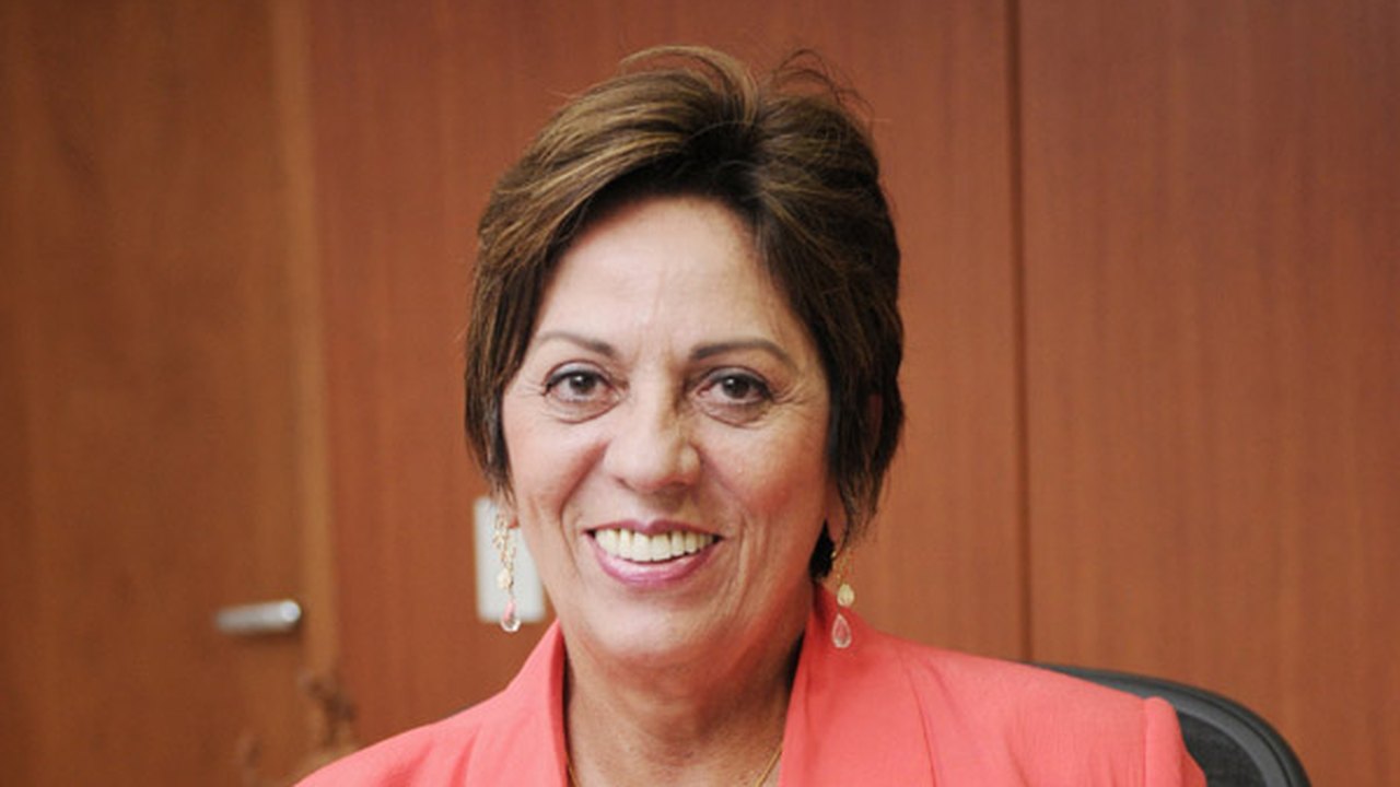 TSE dá a Rosalba direito de ficar no cargo