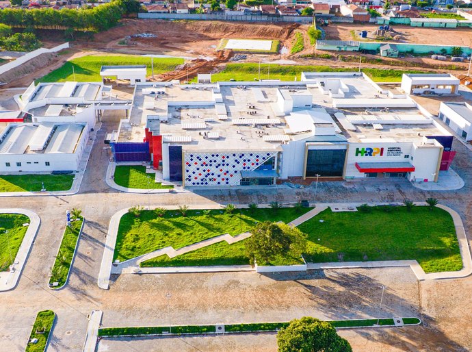 Novo Hospital: a transformação da Saúde e a força política de Tia Júlia, Sheila e Júlio com Dantas e Calheiros