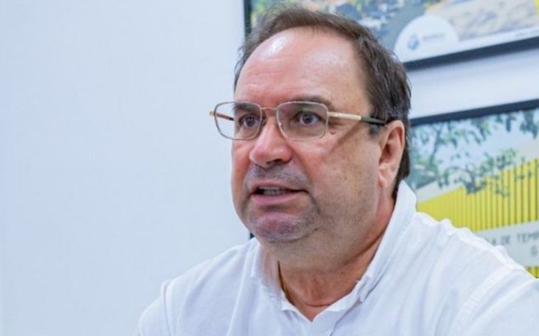 Luciano Barbosa lamenta mortes em acidente com ônibus e presta solidariedade às famílias