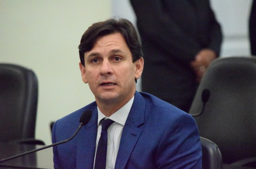 Davi Maia cobra investimentos na cadeia produtiva do sururu