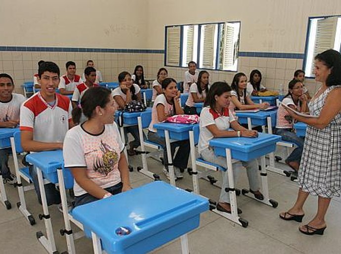Discutido projeto que reestrutura o Plano de Cargos e Carreira do Magistério Público Estadual