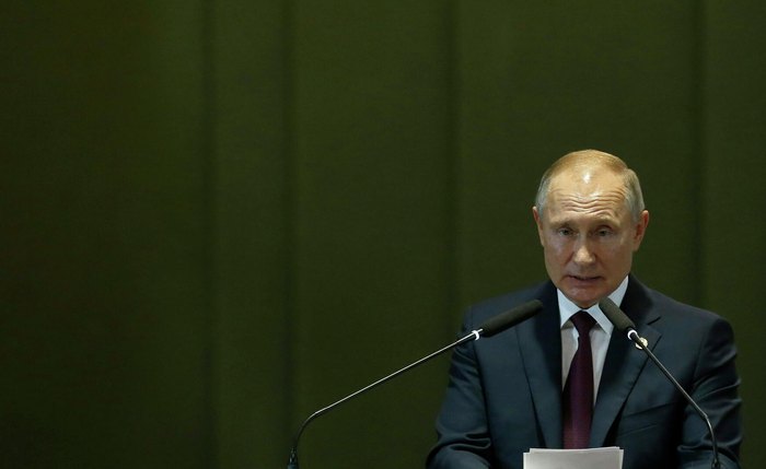 Putin expressa condolências a autoridades indianas após ataque deixar dezenas de mortos na Caxemira Putin expressa condolências a autoridades indianas após ataque deixar dezenas de mortos na Caxemira