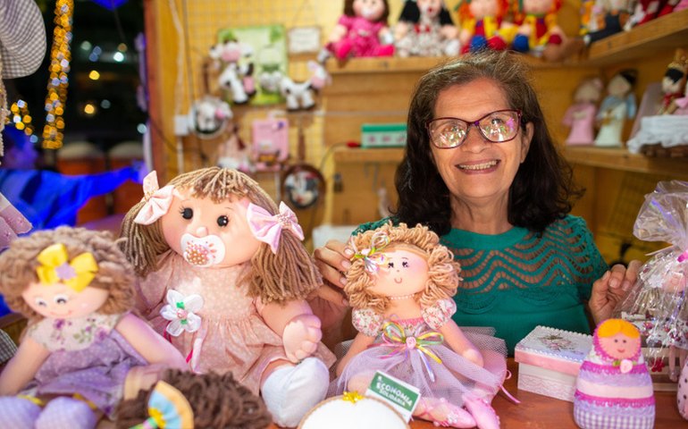 Polo de economia criativa movimenta quase R$ 100 mil com comercialização de artesanato