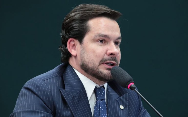 Comissão discute atuação do crime organizado no sistema financeiro e no setor de combustíveis