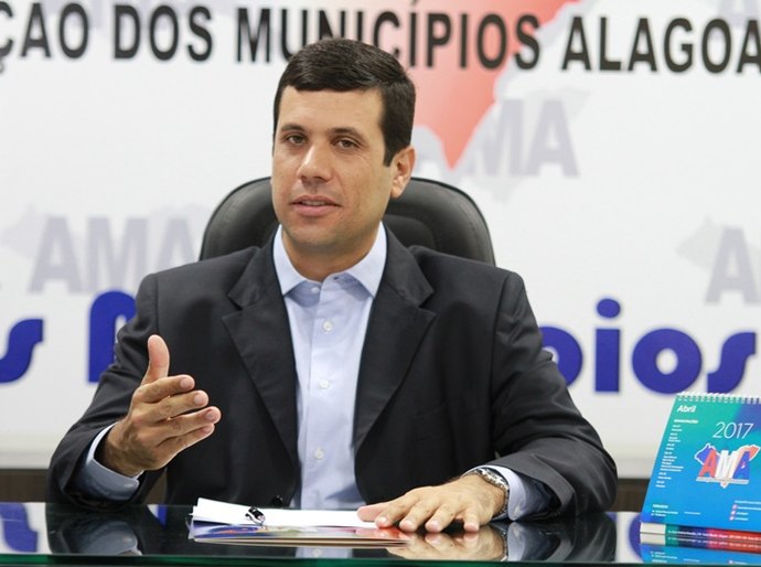 Mais de duas mil pessoas já garantiram presença na marcha municipalista