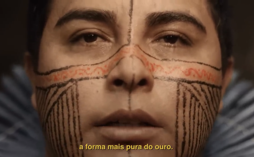 Na véspera do Oscar, líder yanomami alerta para o custo do ouro das estatuetas.