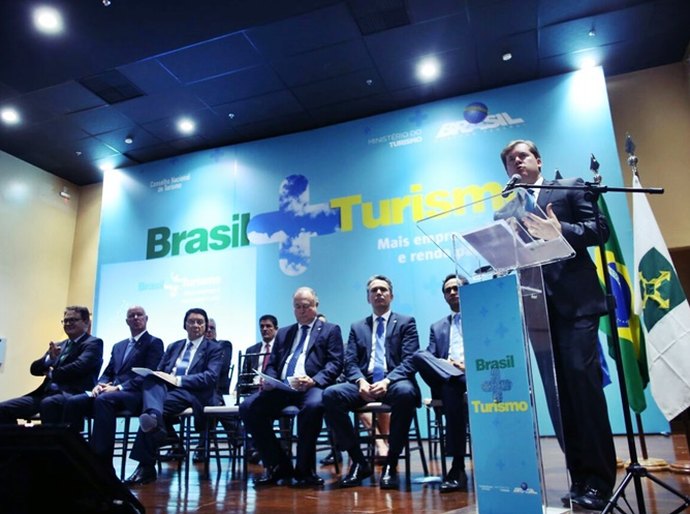 Ministro vem a Maceió apresentar programa Brasil Mais Turismo
