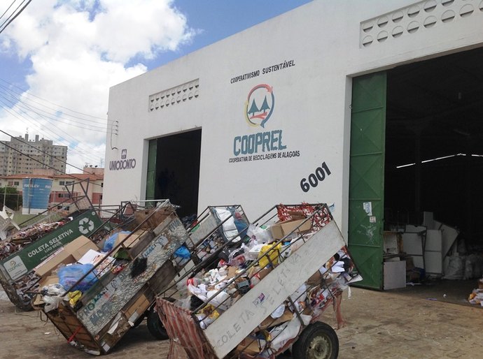 Justiça Federal faz parceria com Cooperativa de Recicladores de Alagoas