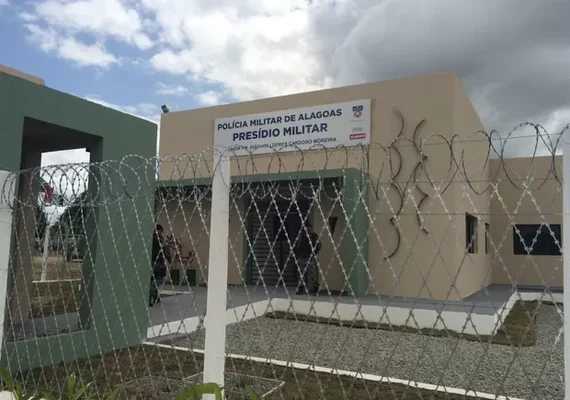 Policiais militares são flagrados extorquindo homem em Maceió e podem ser expulsos da corporação