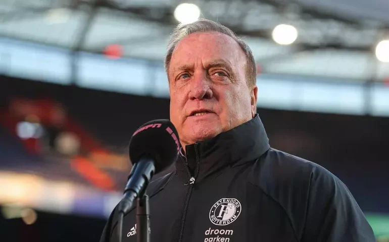 Copa do Mundo: Dick Advocaat retorna para liderar Curaçao após deixar cargo por doença da filha