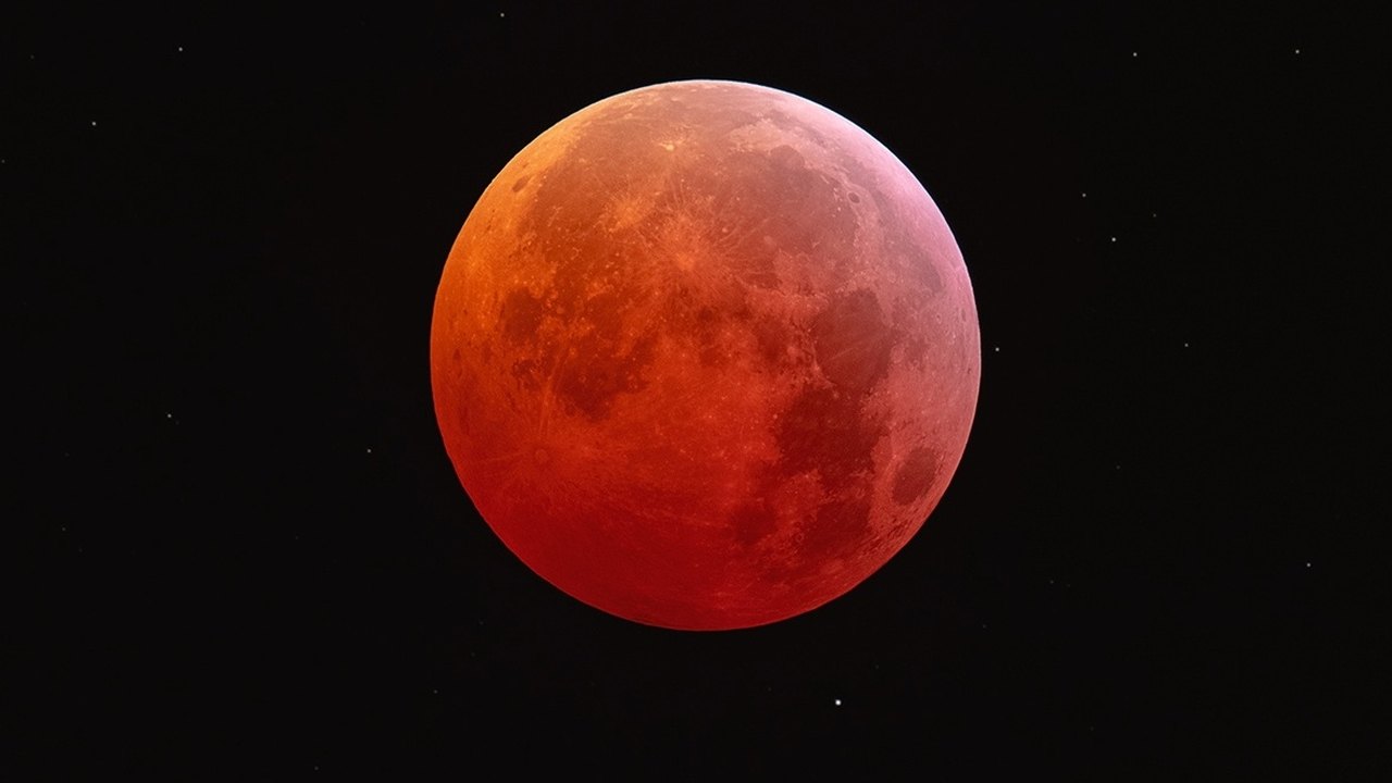 Próxima Lua Rosa acontecerá em 23 de abril e poderá ser vista do Brasil; entenda
