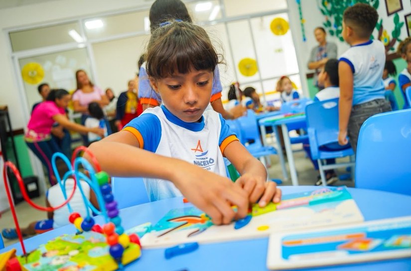 “Hoje vemos um sonho se tornar realidade”: famílias comemoram novo Gigantinho em Ipioca