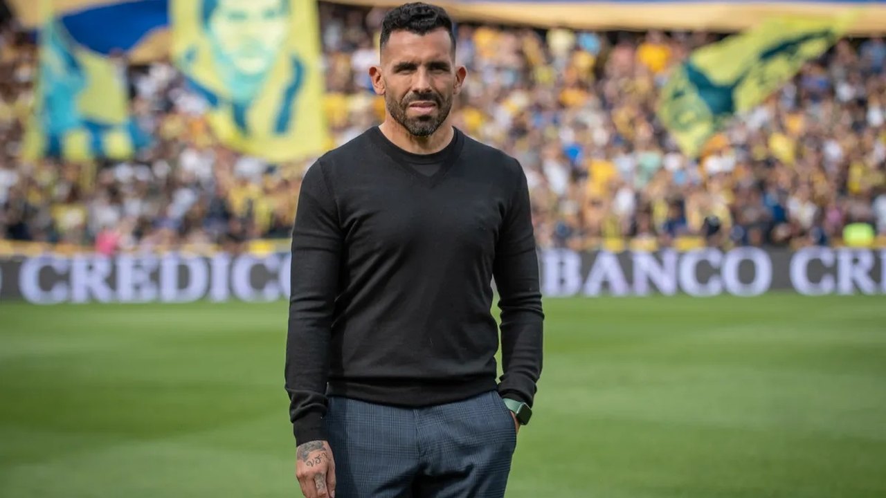 Tévez defende Messi em polêmica com o PSG: 'Não cuidaram dele desde o início'