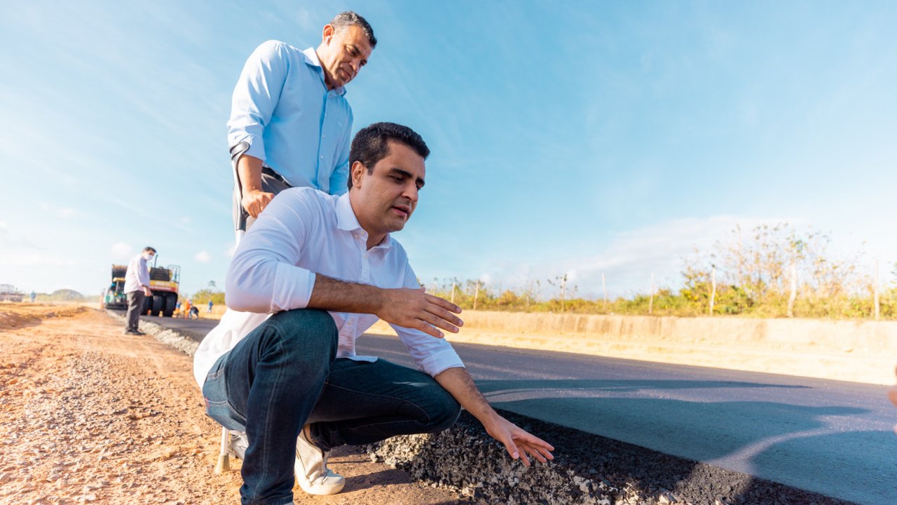 Prefeito JHC vistoria obras da Rota do Mar: “via será importante para todo o Estado”