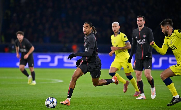 Confronto entre Paris Saint-Germain e Tottenham Hotspur na 5ª rodada da Liga dos Campeões da UEFA