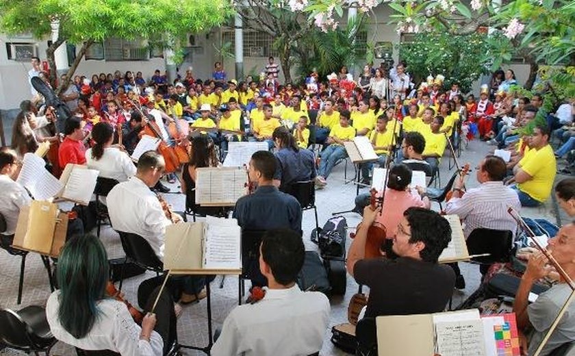 Alunos da rede estadual conhecem oportunidades da carreira de músico