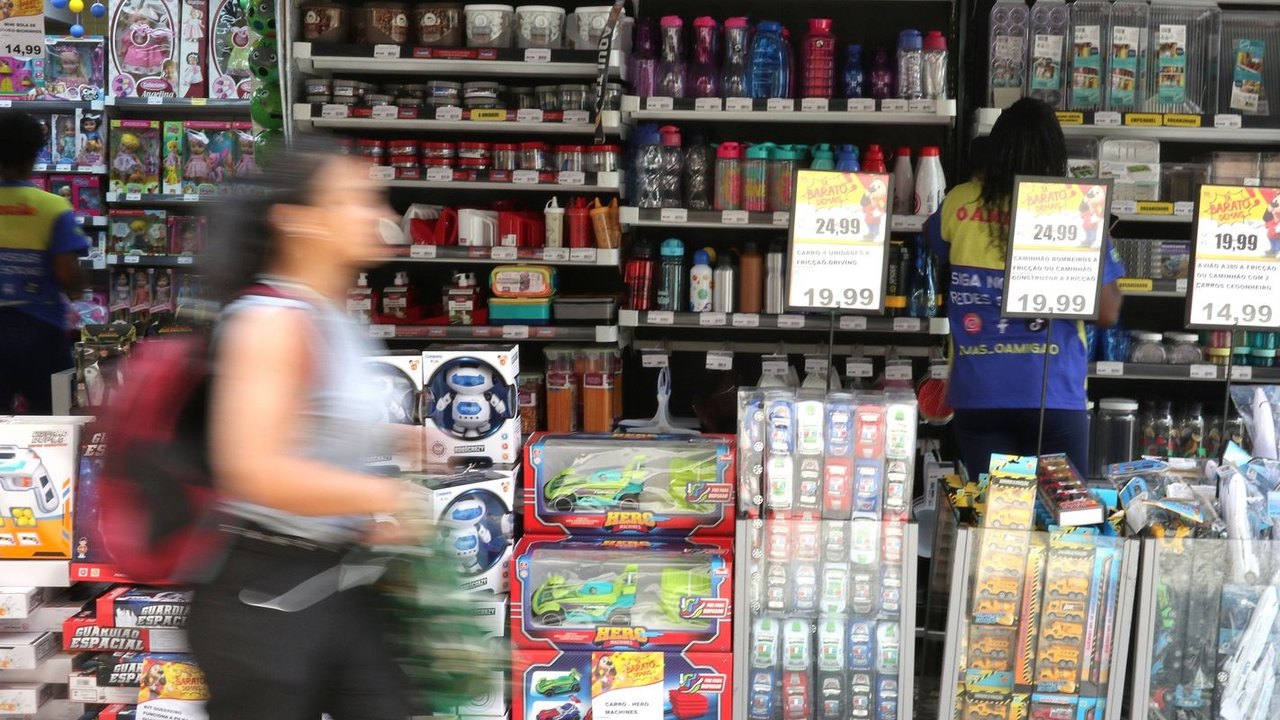 Confiança do comerciante sobe 2,5% em março ante fevereiro, revela CNC