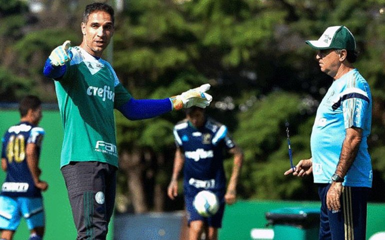 Vice-prefeito de Arapiraca Yale prestigia homenagens a colunistas sociais