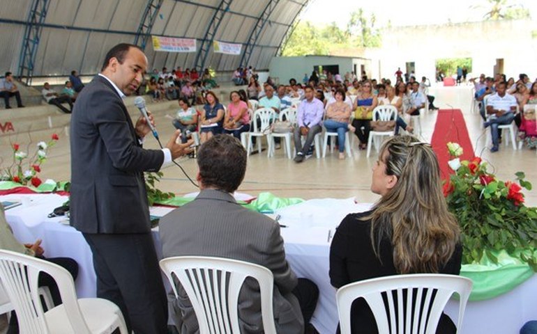 Secretaria da Paz discute com Conselhos Tutelares política sobre drogas
