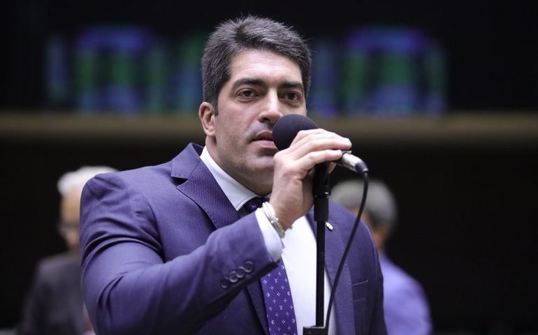 Comissão aprova programa para facilitar instalação de placa solar por agricultor familiar