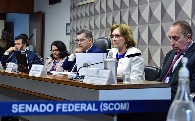 Interiorização dos médicos passa por fortalecimento do SUS, dizem especialistas