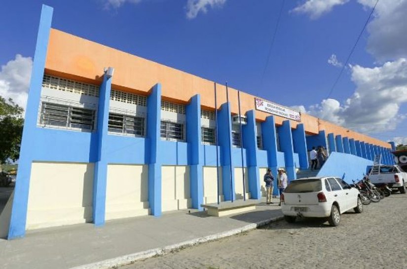 Viçosa ganha escola reformada e terá Centro Integrado de Segurança Pública