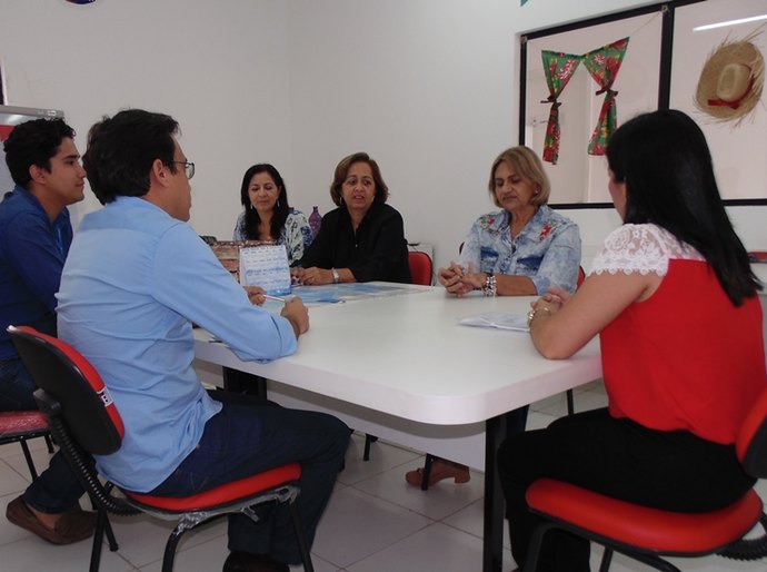 Eletrobras destinará uniformes para Apala transformar em renda